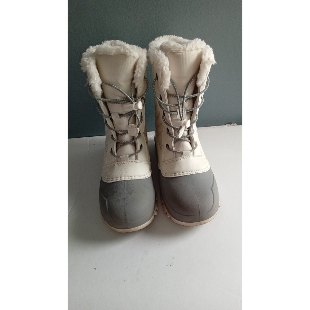 Winter Snow Boots Lace Up Faux Fur Trim Gray Rubber Bottom